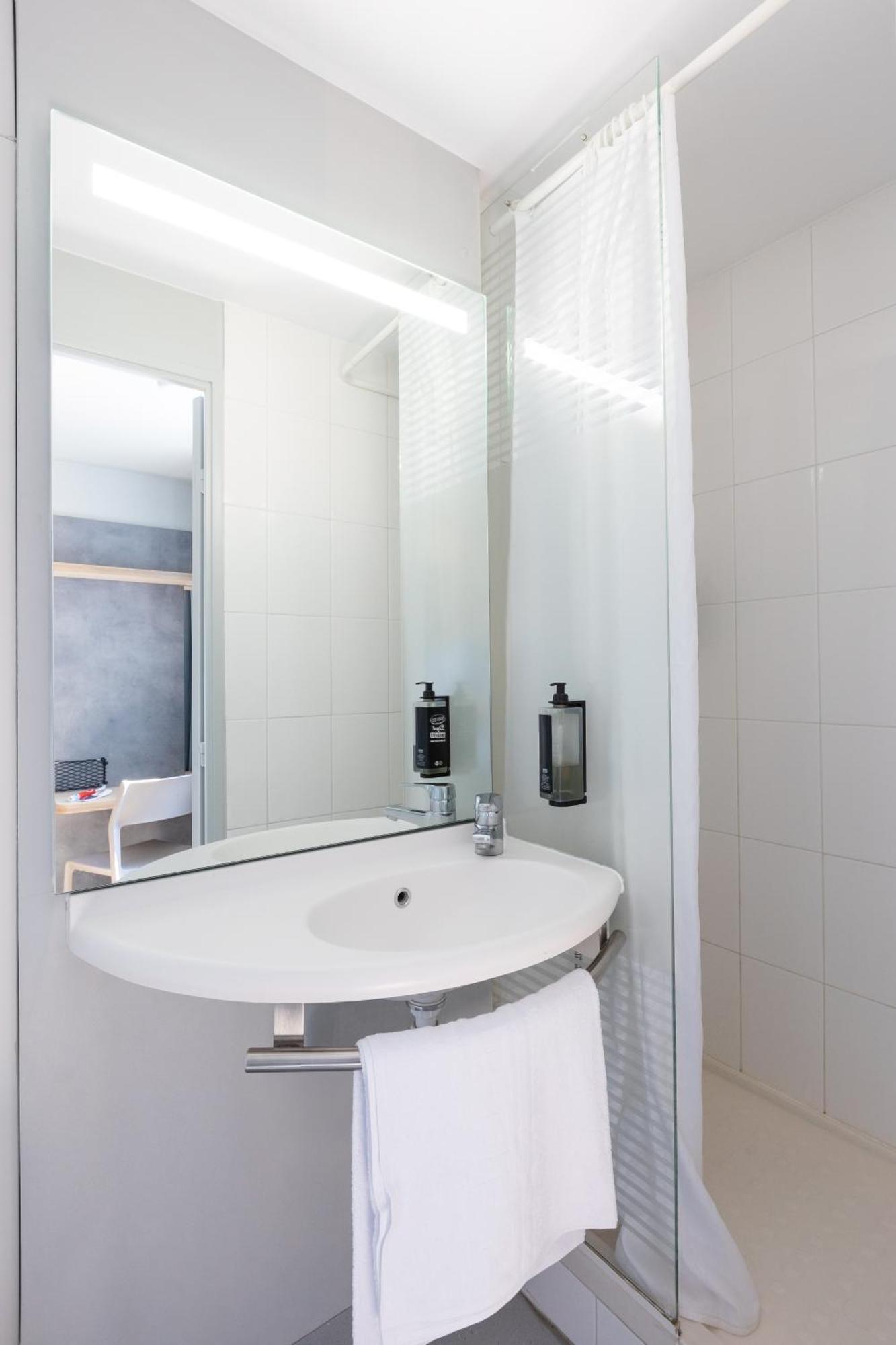 Ibis Budget Angouleme Centre Экстерьер фото